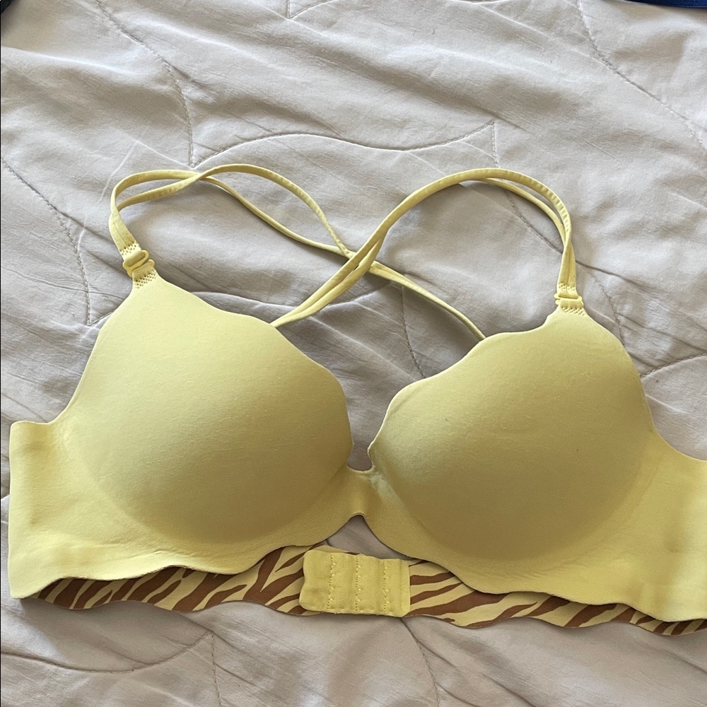 Victoria’s Secret Very Sexy Pushup 36A
